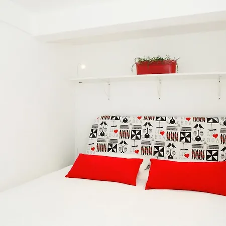 Best Terrace River View Apt In Alfama