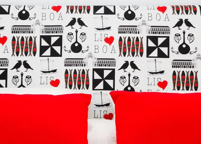 Best Terrace River View Apt In Alfama