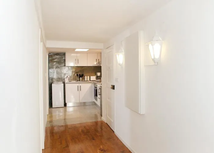 Best Terrace River View Apt In Alfama Appartement *